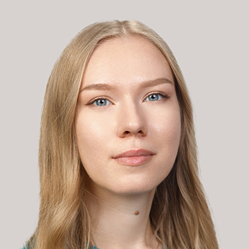НАУМОВА НАУМОВА